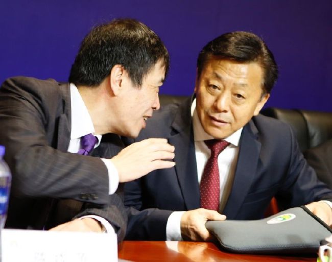 美女撕开内衣免费网站