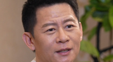 小区彩色女流